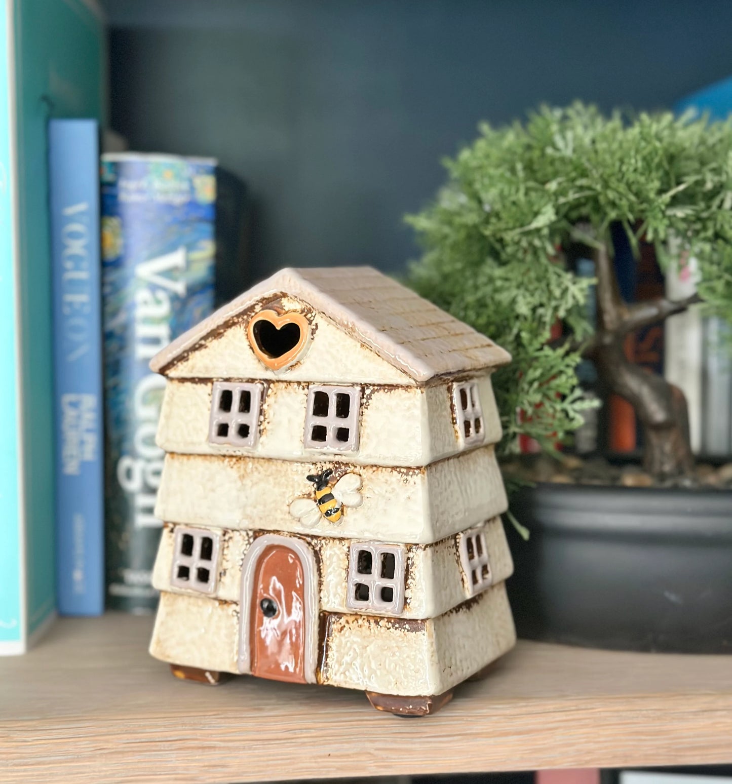Ceramic Beehive House Cream Tea light