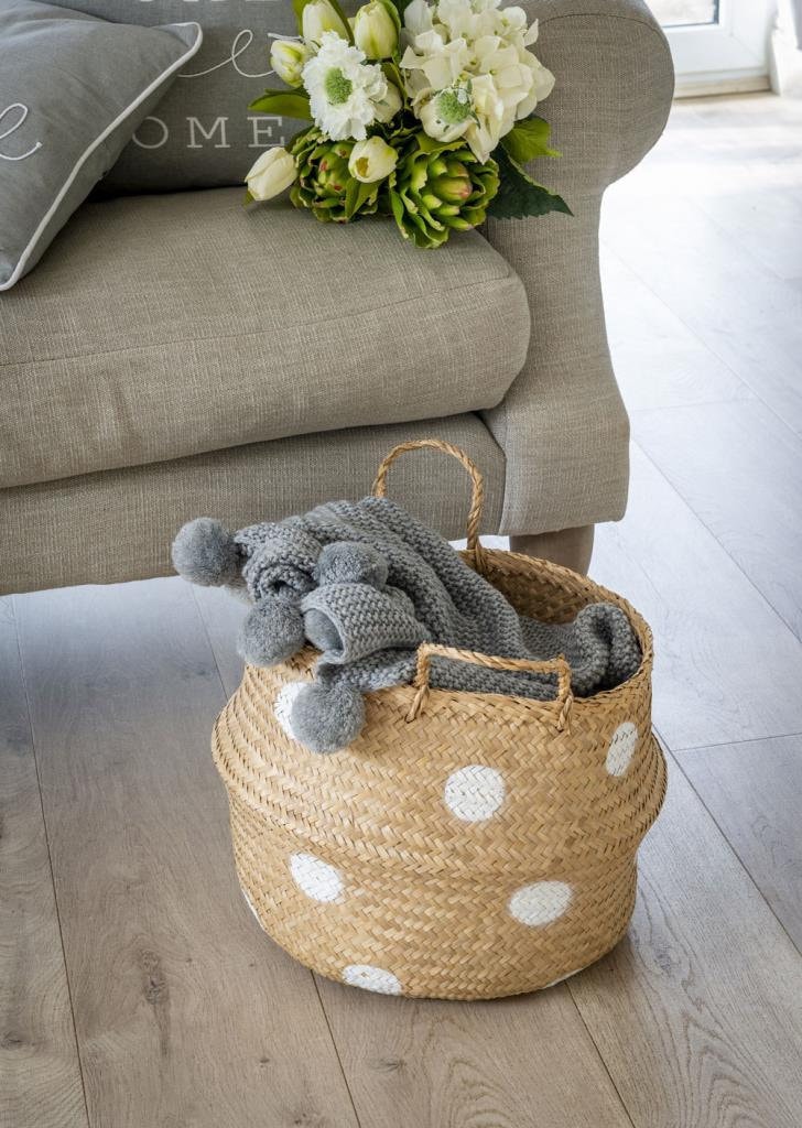 Seagrass White Spot Basket