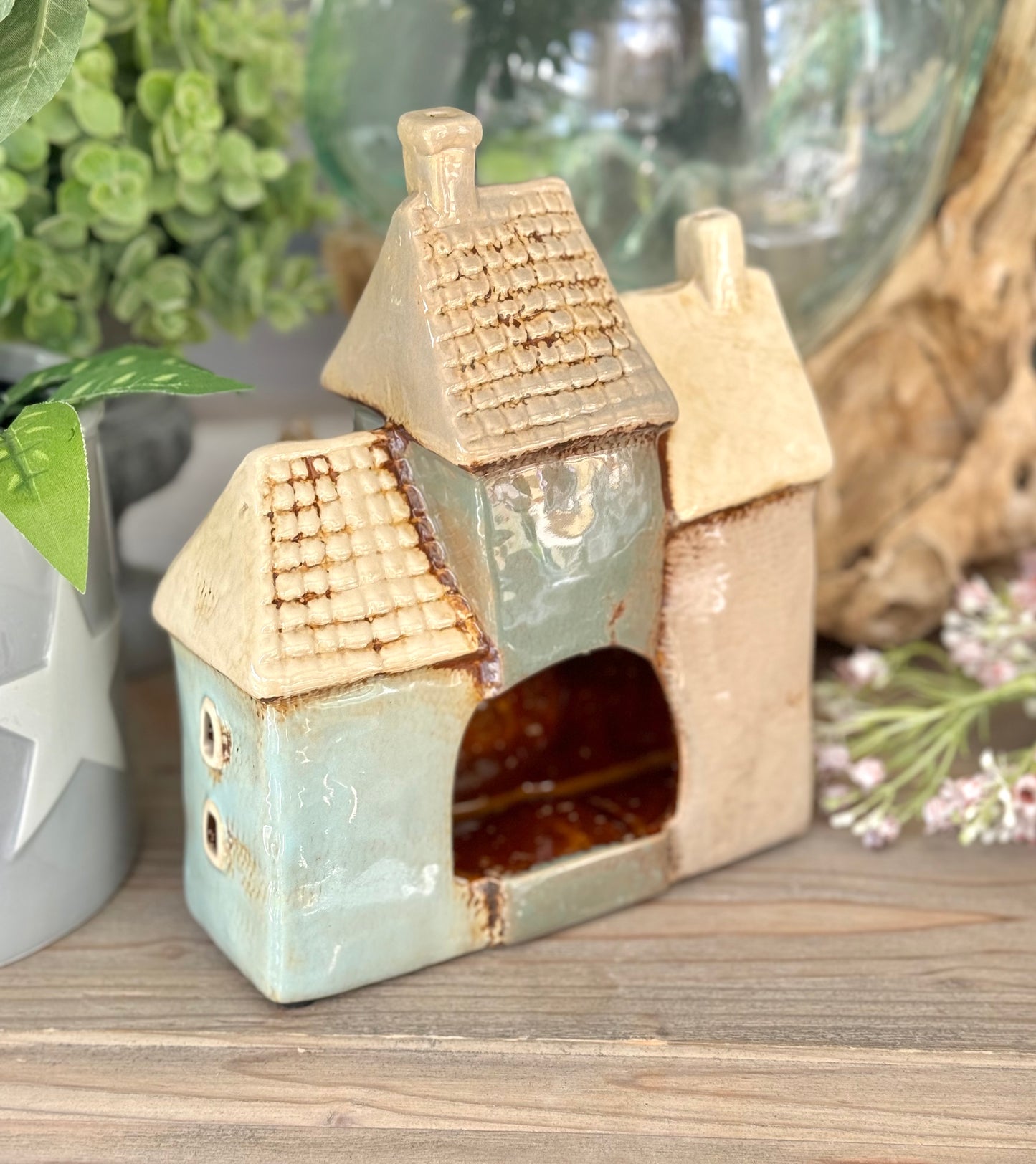 Tiled Three Houses Tealight Holder