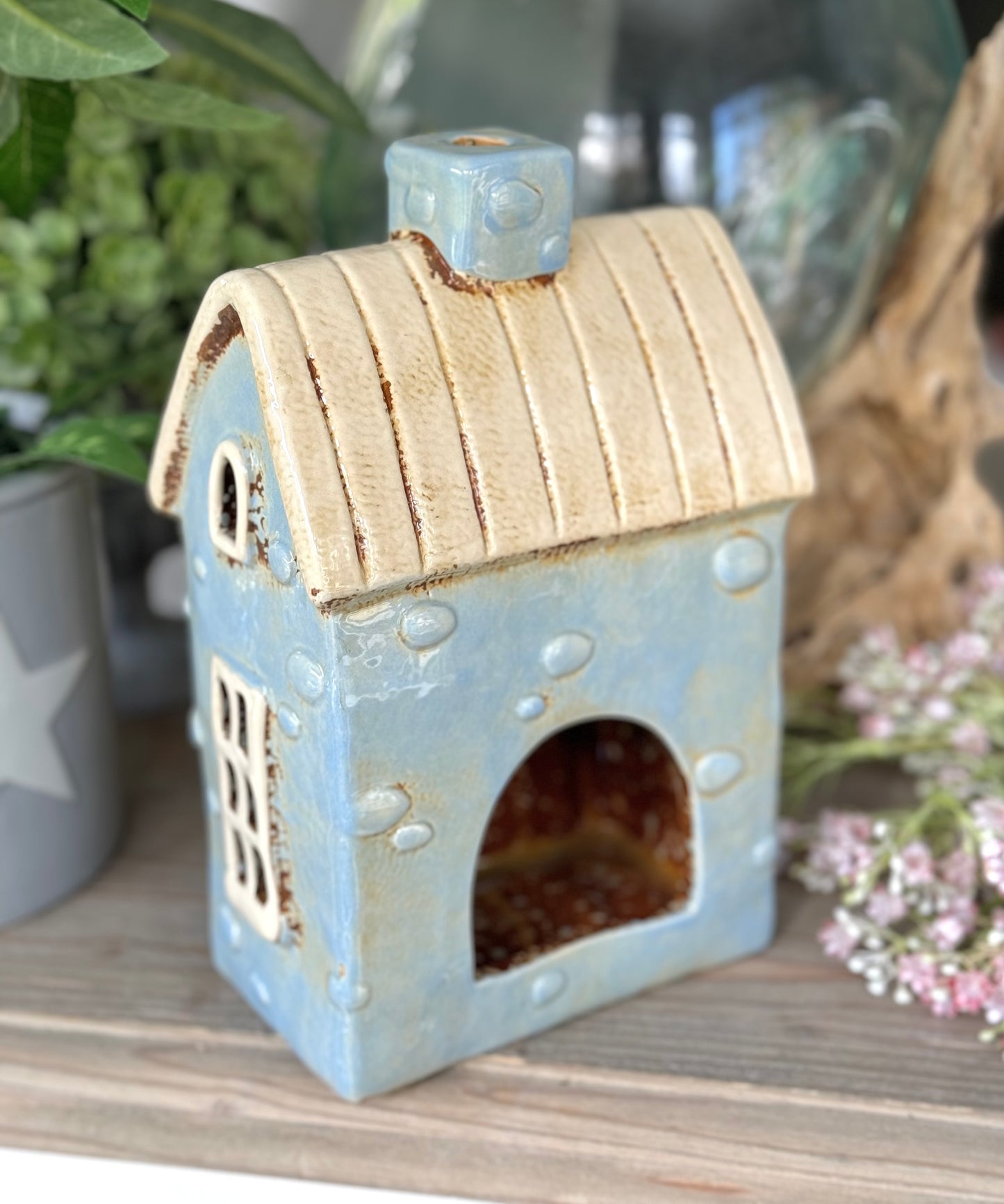Country House with Dormer Window Tealight Holder