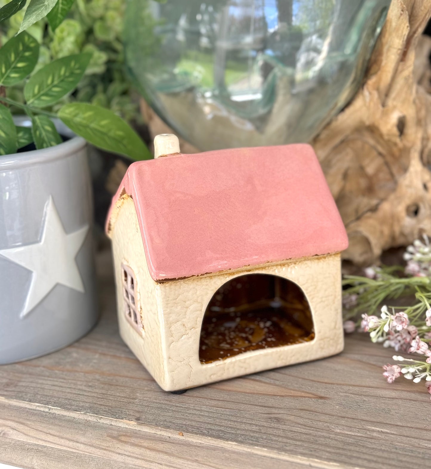 Pink Ceramic Bunting Tealight House/Candle Holder
