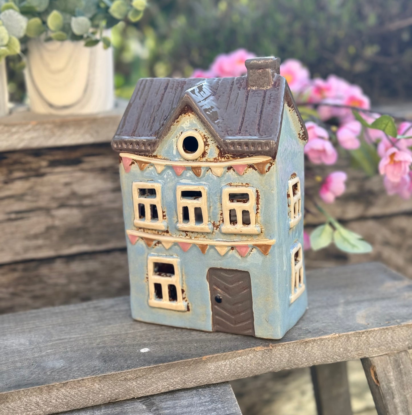 Blue Townhouse with Bunting Ceramic Tealight