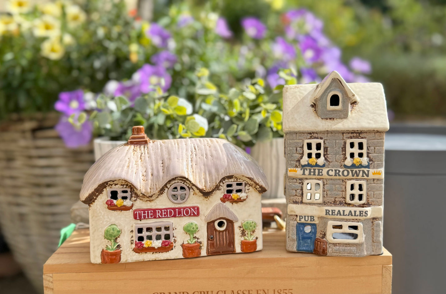 Ceramic Grey Village Red Lion Pub Candle Holder