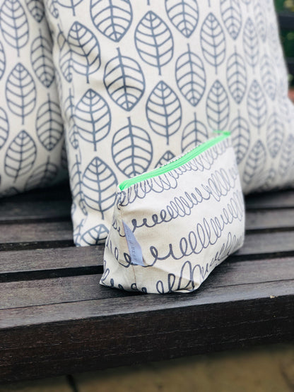 Scibbles Toilet/ Travel Bag