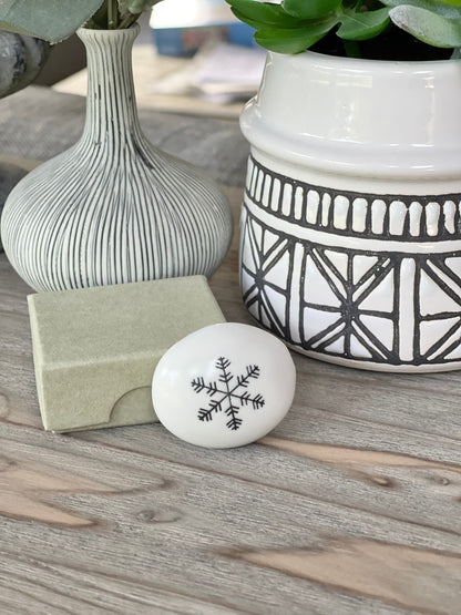 Porcelain Pebble with Giftbox - Thanks For Being Amazing