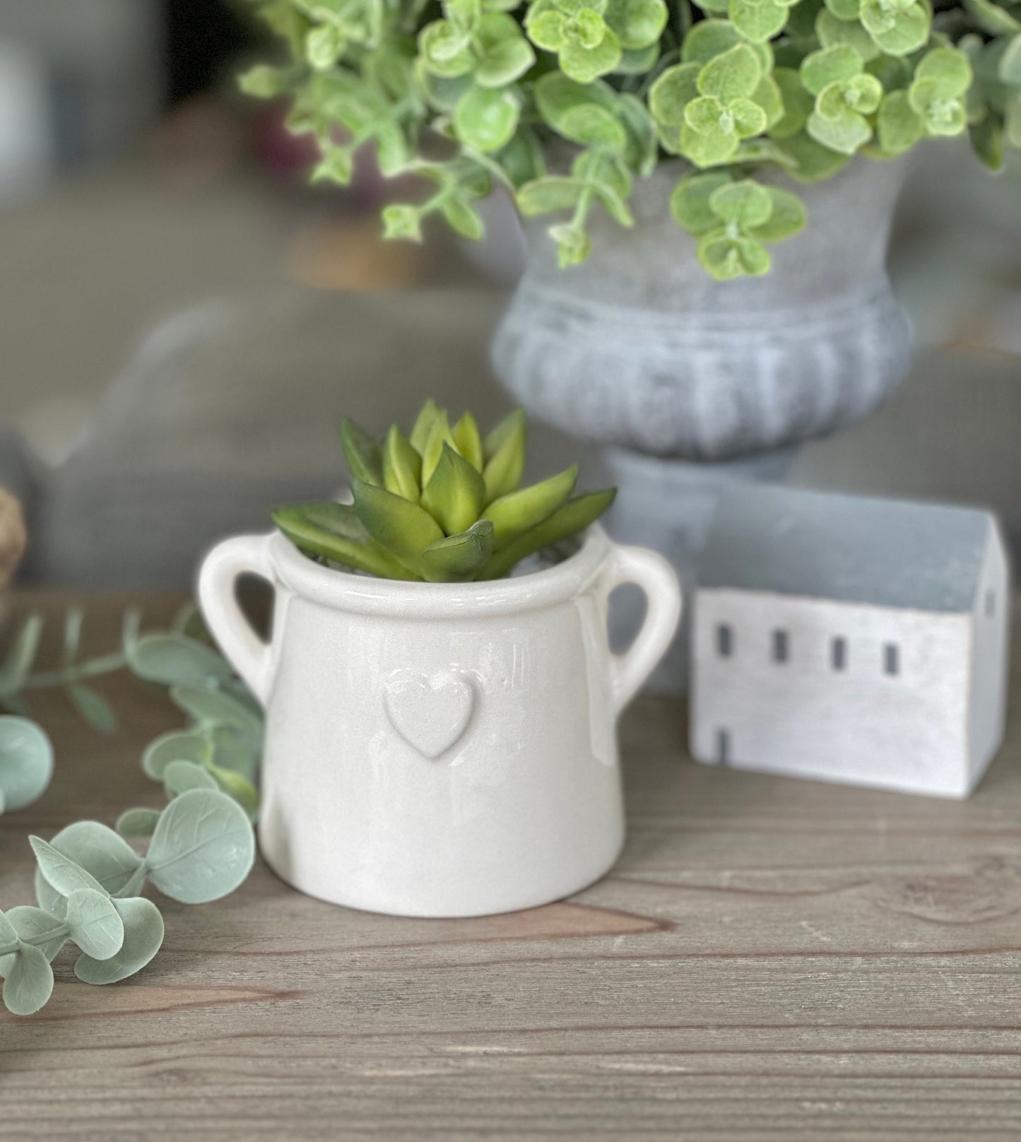 Embossed White Heart Eared Pot